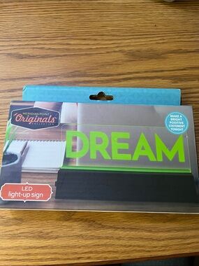 Meridian Point Originals 'DREAM' LED Light-Up Sign - Green